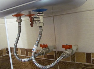 Подключение накопительного водонагревателя в Томске